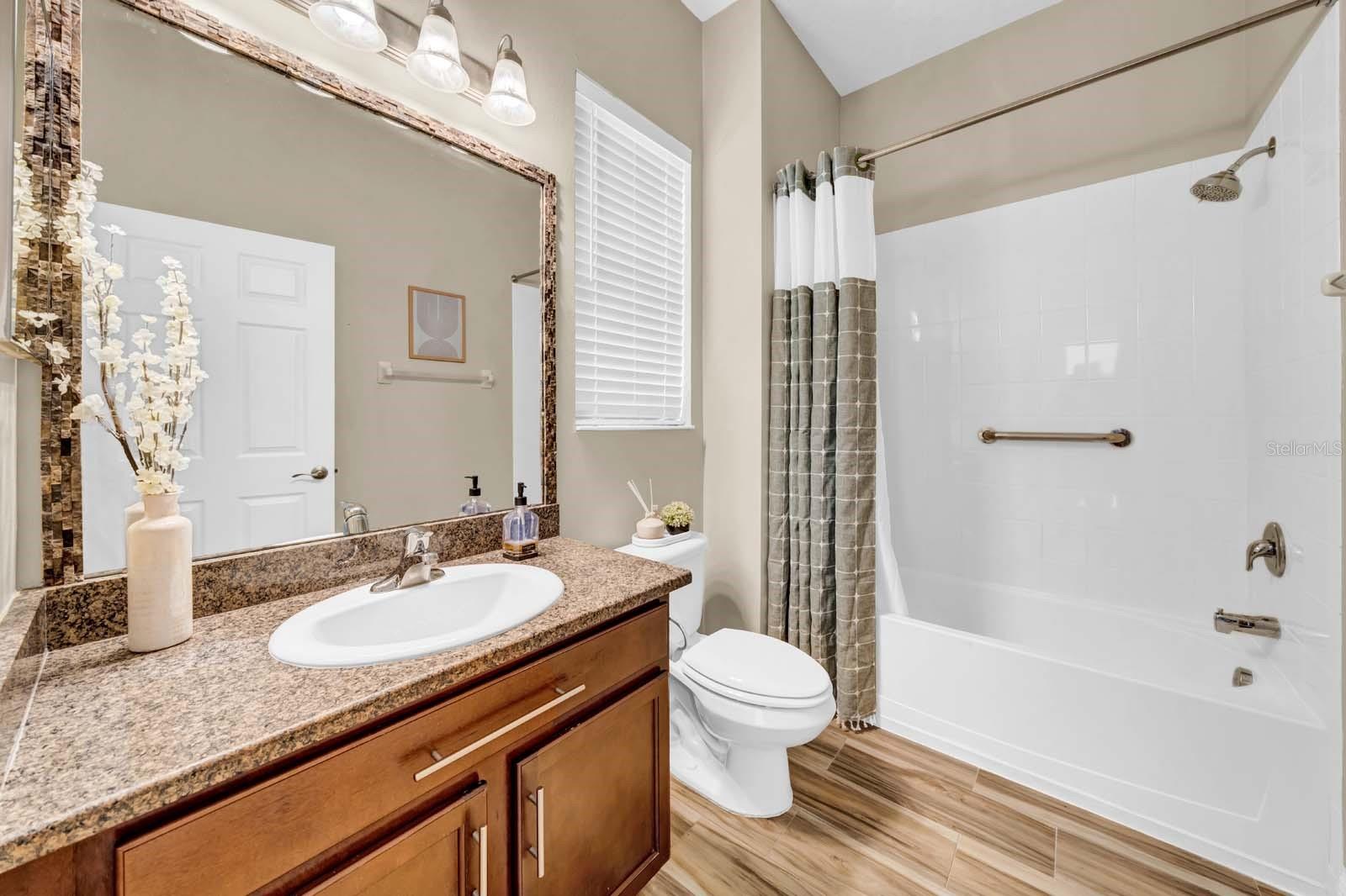 Image 34 of 65 For 32624 Summerglade Drive