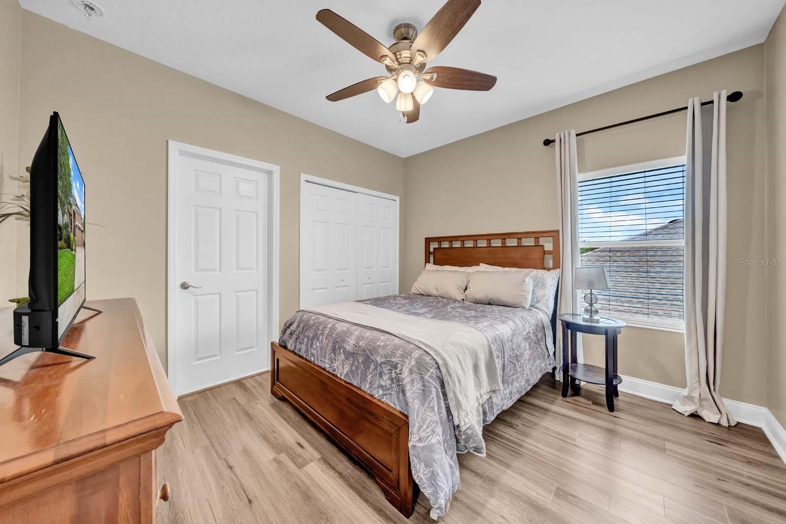 Image 37 of 65 For 32624 Summerglade Drive