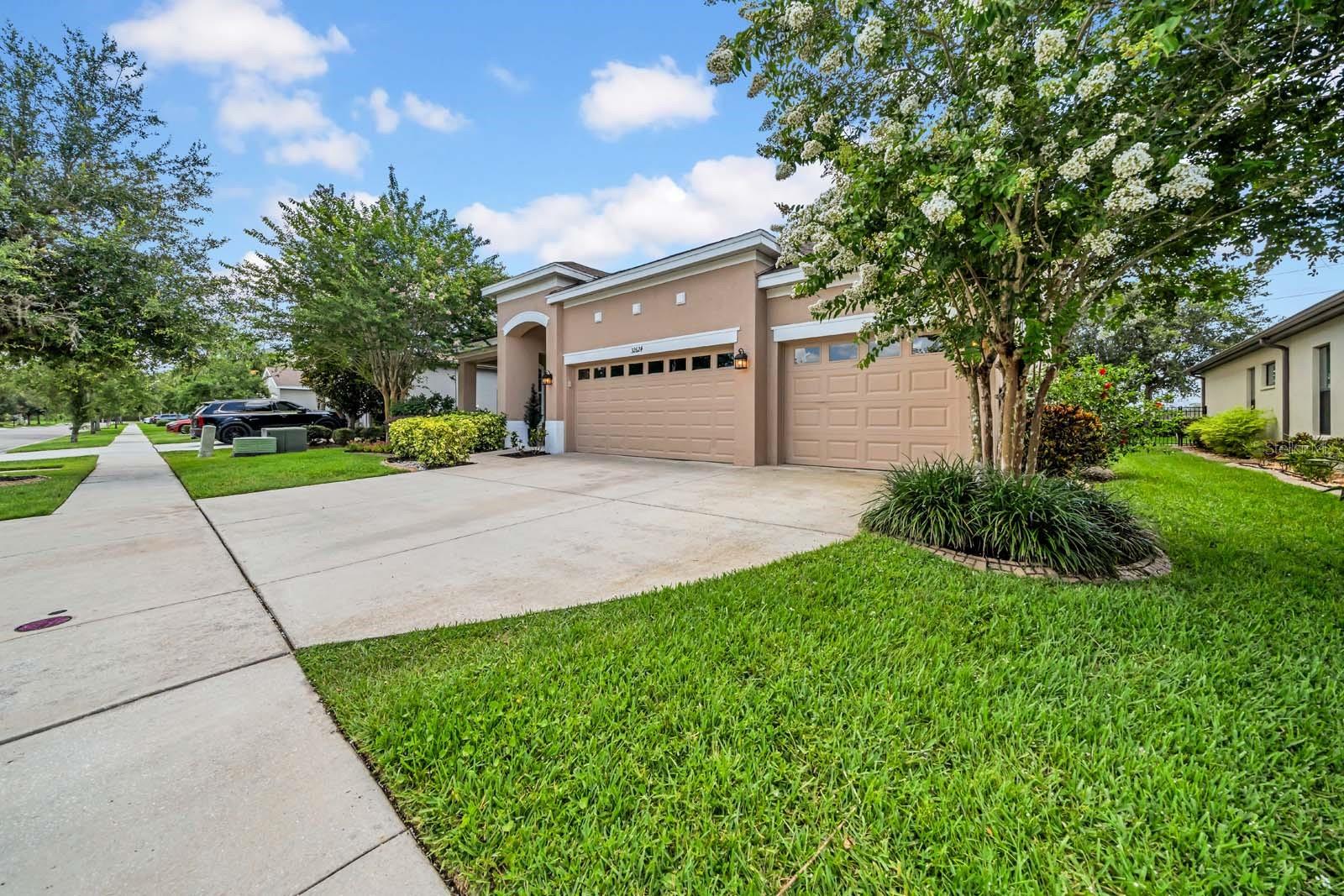Image 52 of 65 For 32624 Summerglade Drive