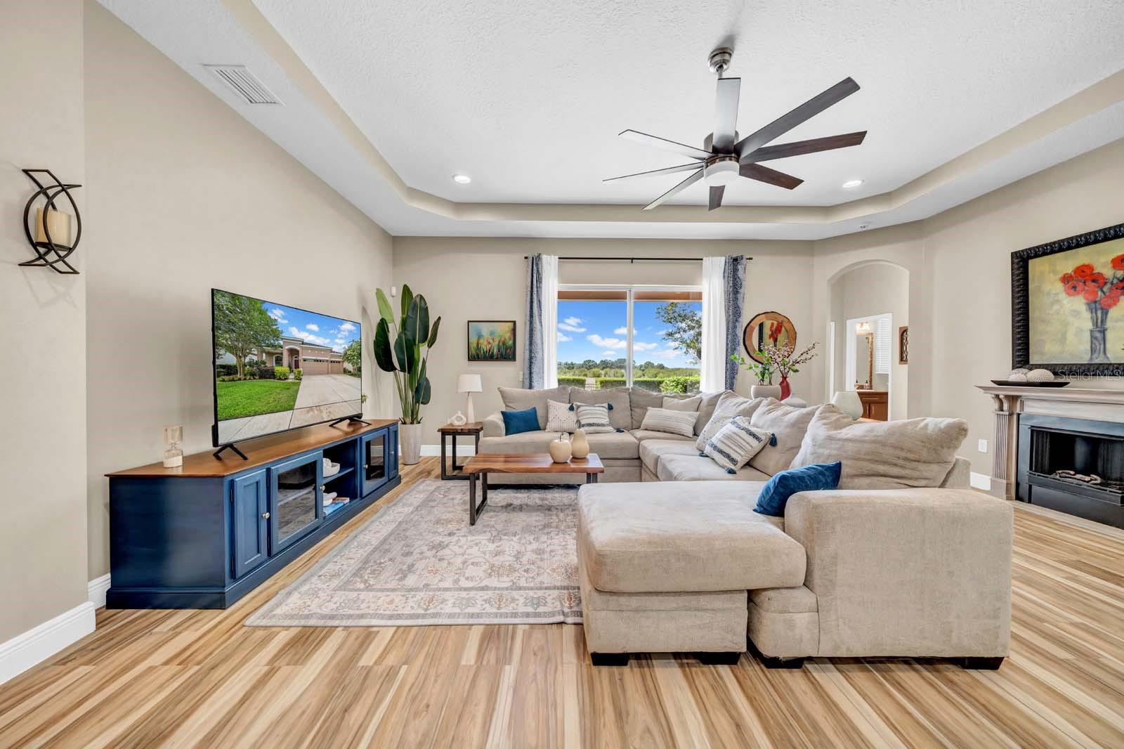 Image 7 of 65 For 32624 Summerglade Drive