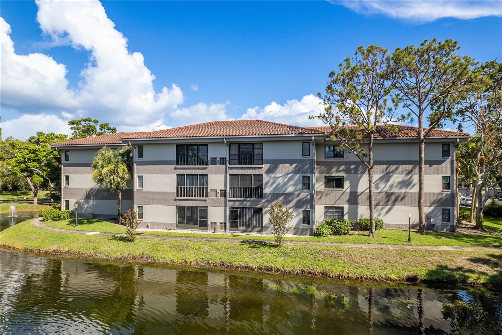 Image 33 of 48 For 2650 Countryside Boulevard C204