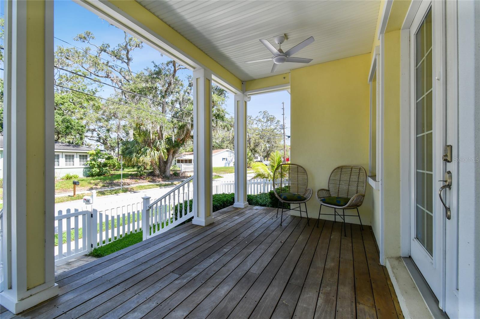 Image 3 of 58 For 238 7th Avenue S
