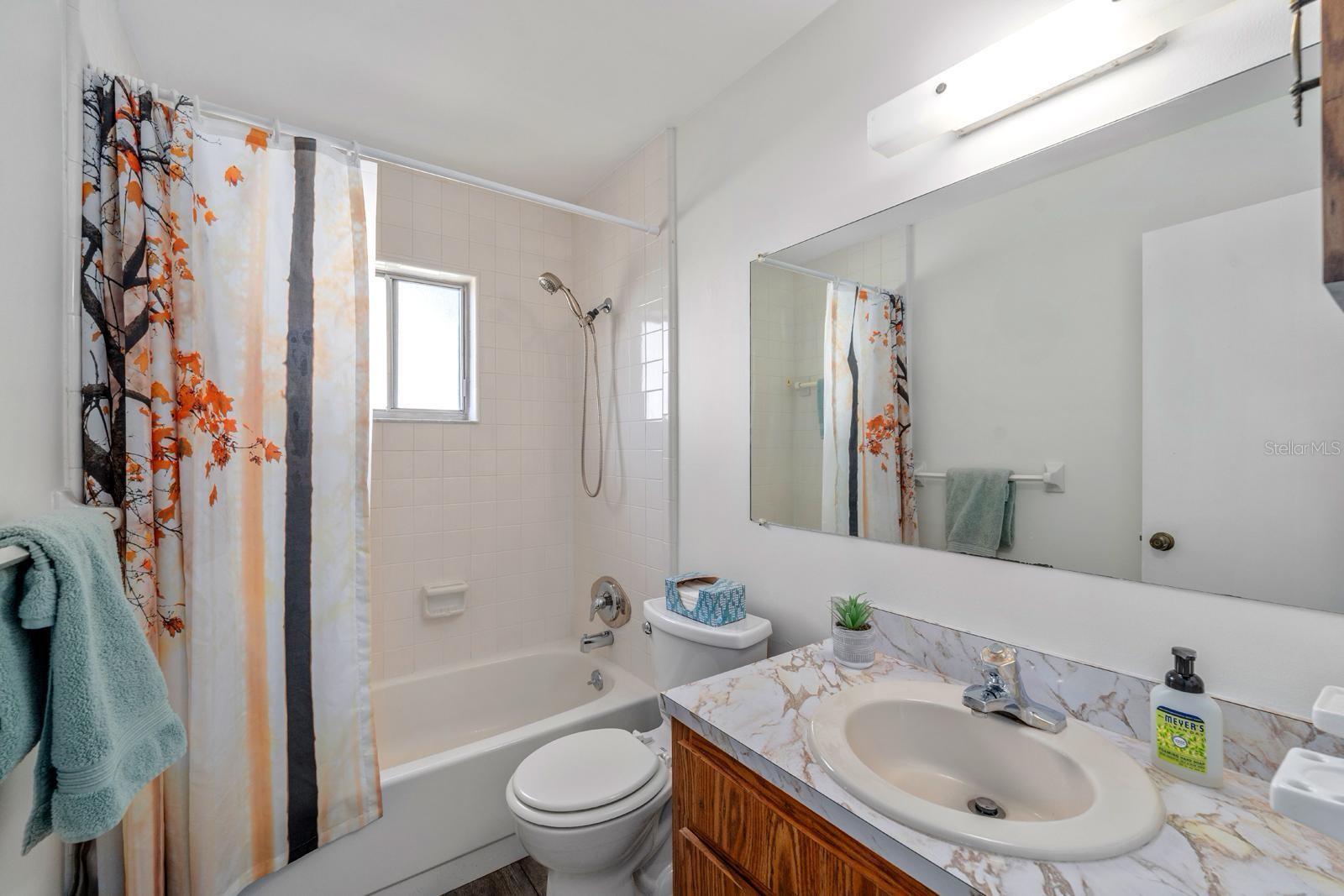 Image 11 of 26 For 2825 Woodcrest Lane