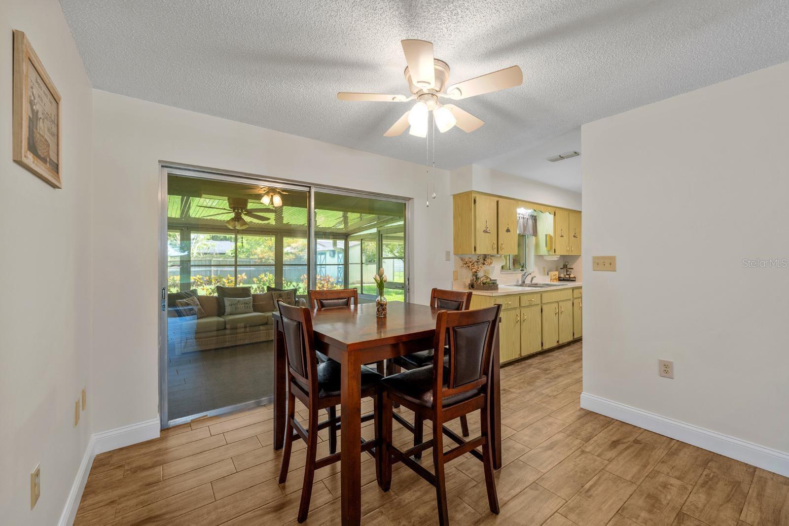 Image 13 of 26 For 2825 Woodcrest Lane