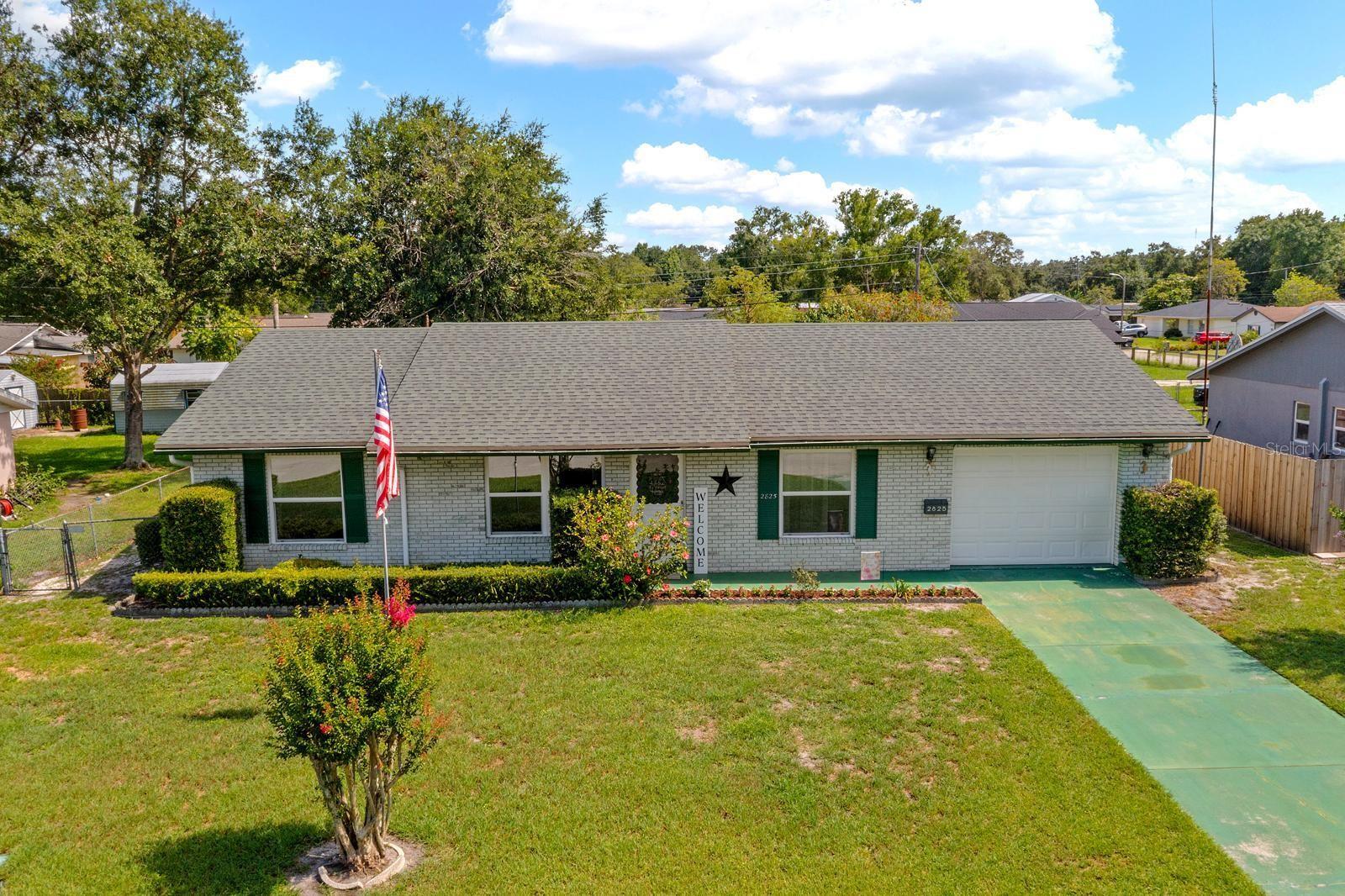 Image 2 of 26 For 2825 Woodcrest Lane