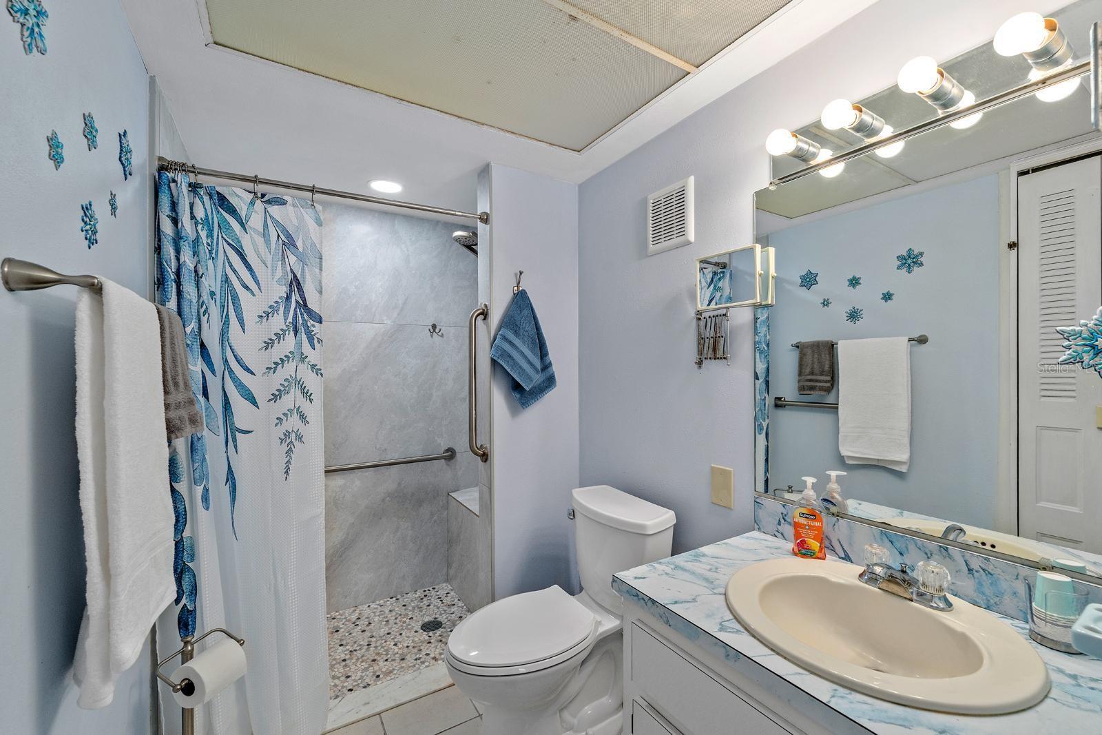 Image 9 of 26 For 2825 Woodcrest Lane