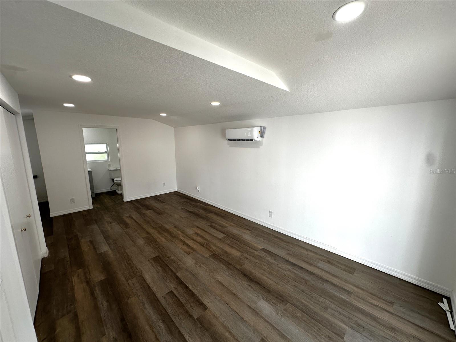 Image 12 of 22 For 3980 55th Avenue N