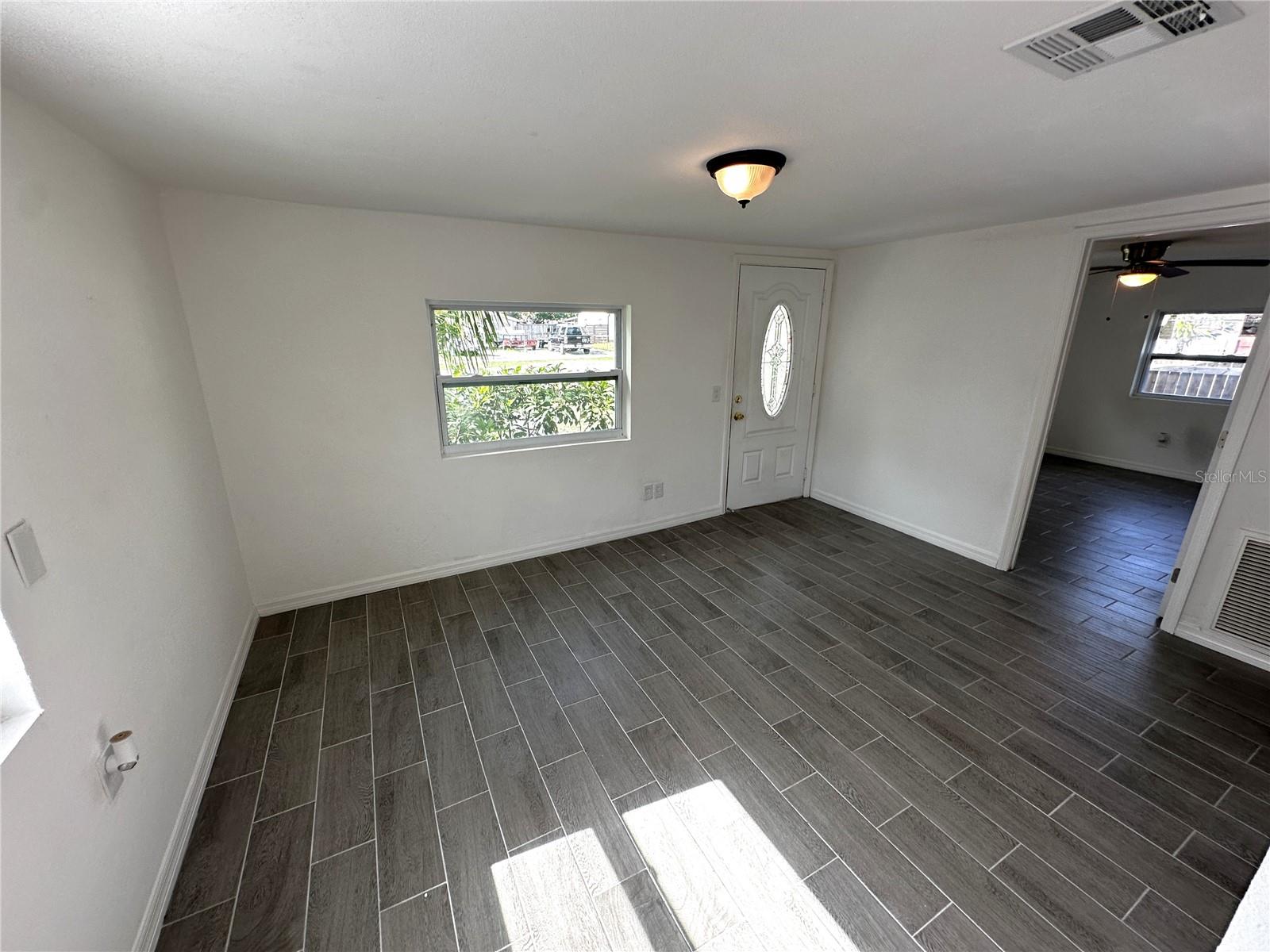 Image 5 of 22 For 3980 55th Avenue N