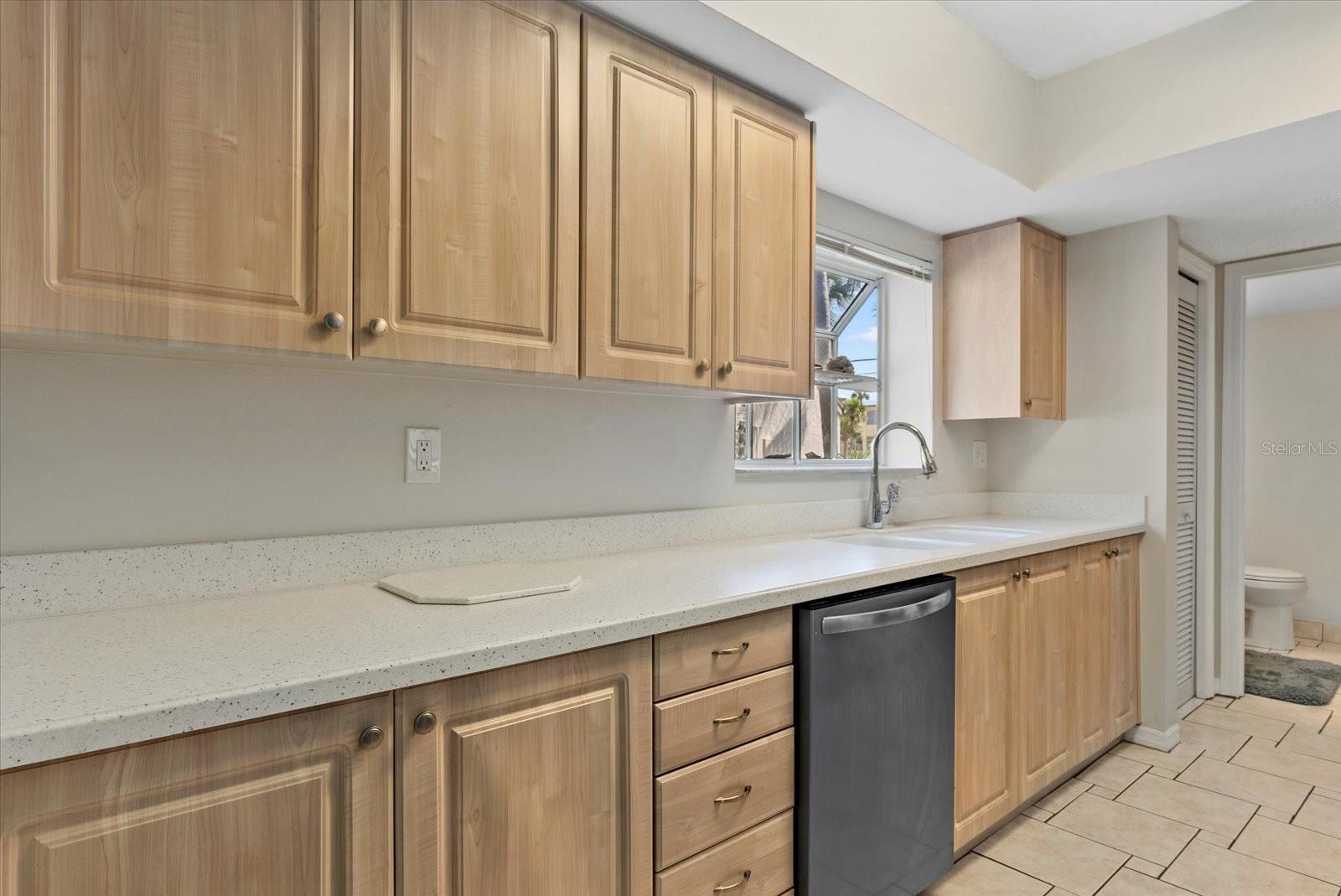 Image 12 of 40 For 4777 Duhme Road 1d