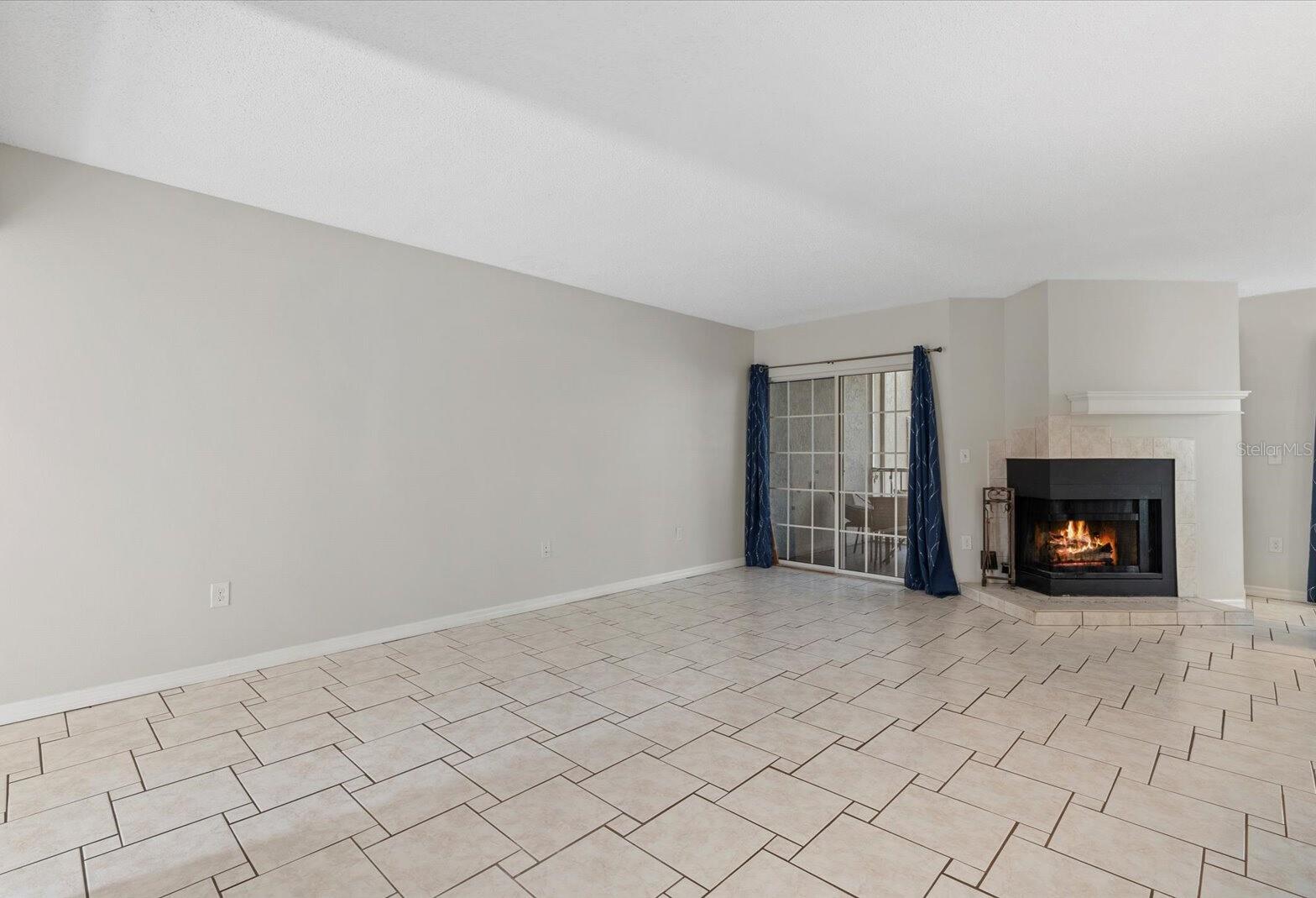 Image 4 of 40 For 4777 Duhme Road 1d