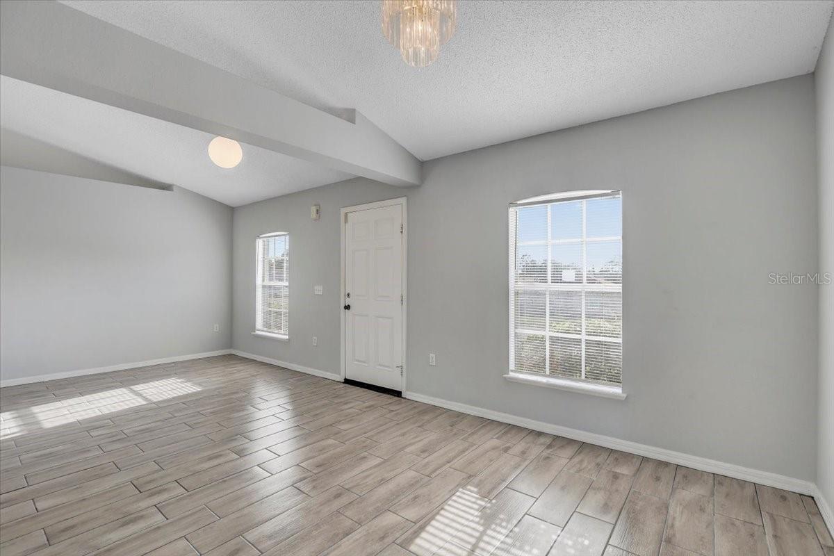 Image 10 of 38 For 5396 Berrien Avenue