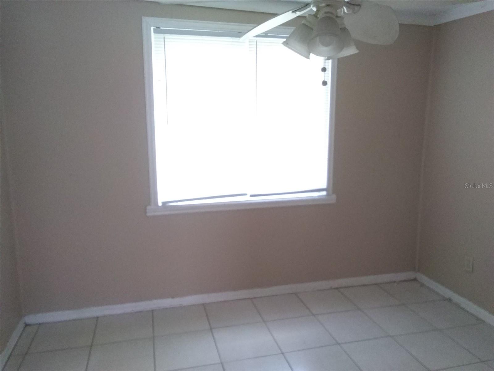 Image 13 of 23 For 1821 12th Avenue N