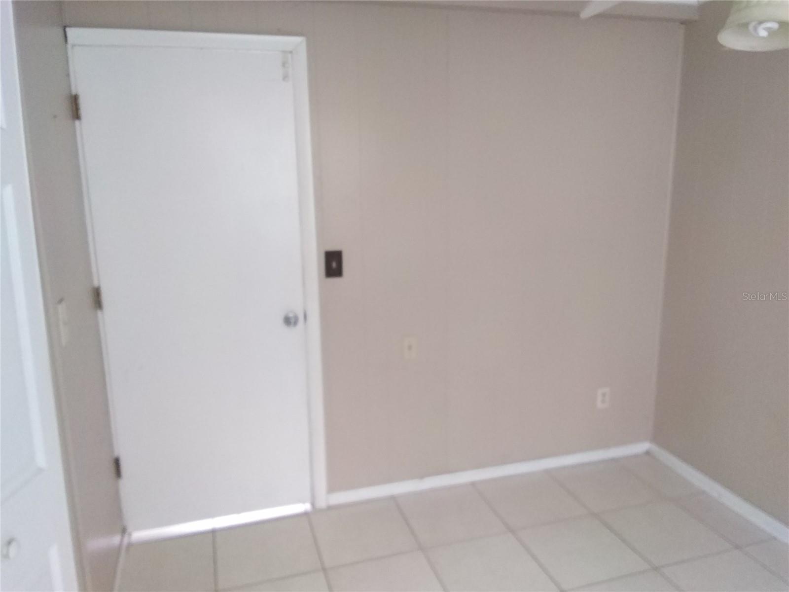 Image 19 of 23 For 1821 12th Avenue N