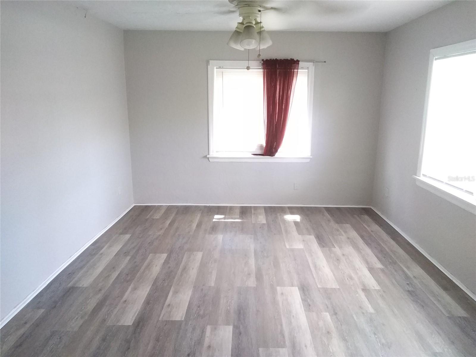 Image 2 of 23 For 1821 12th Avenue N