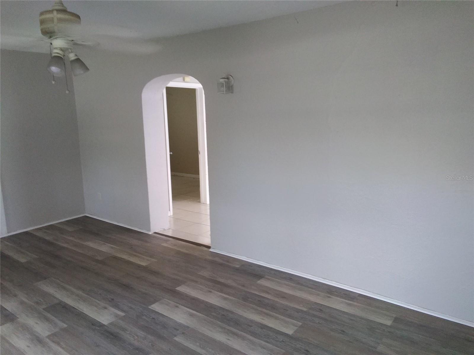 Image 5 of 23 For 1821 12th Avenue N