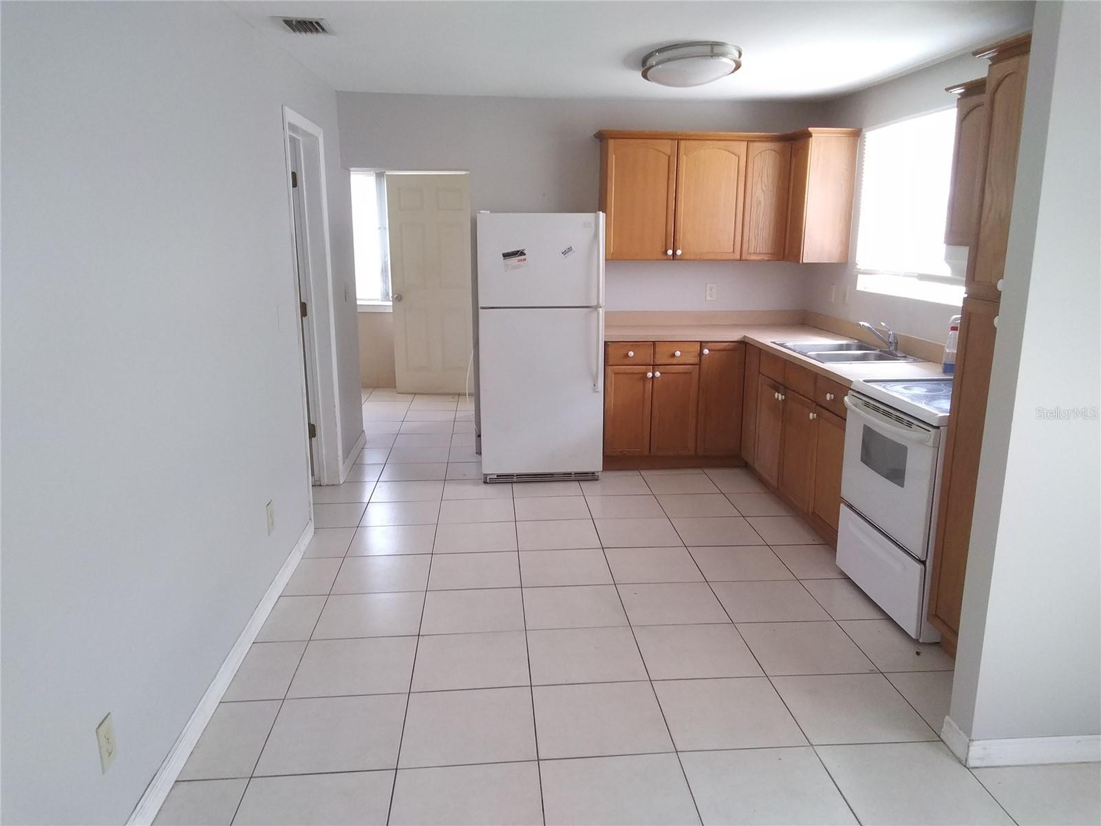 Image 6 of 23 For 1821 12th Avenue N