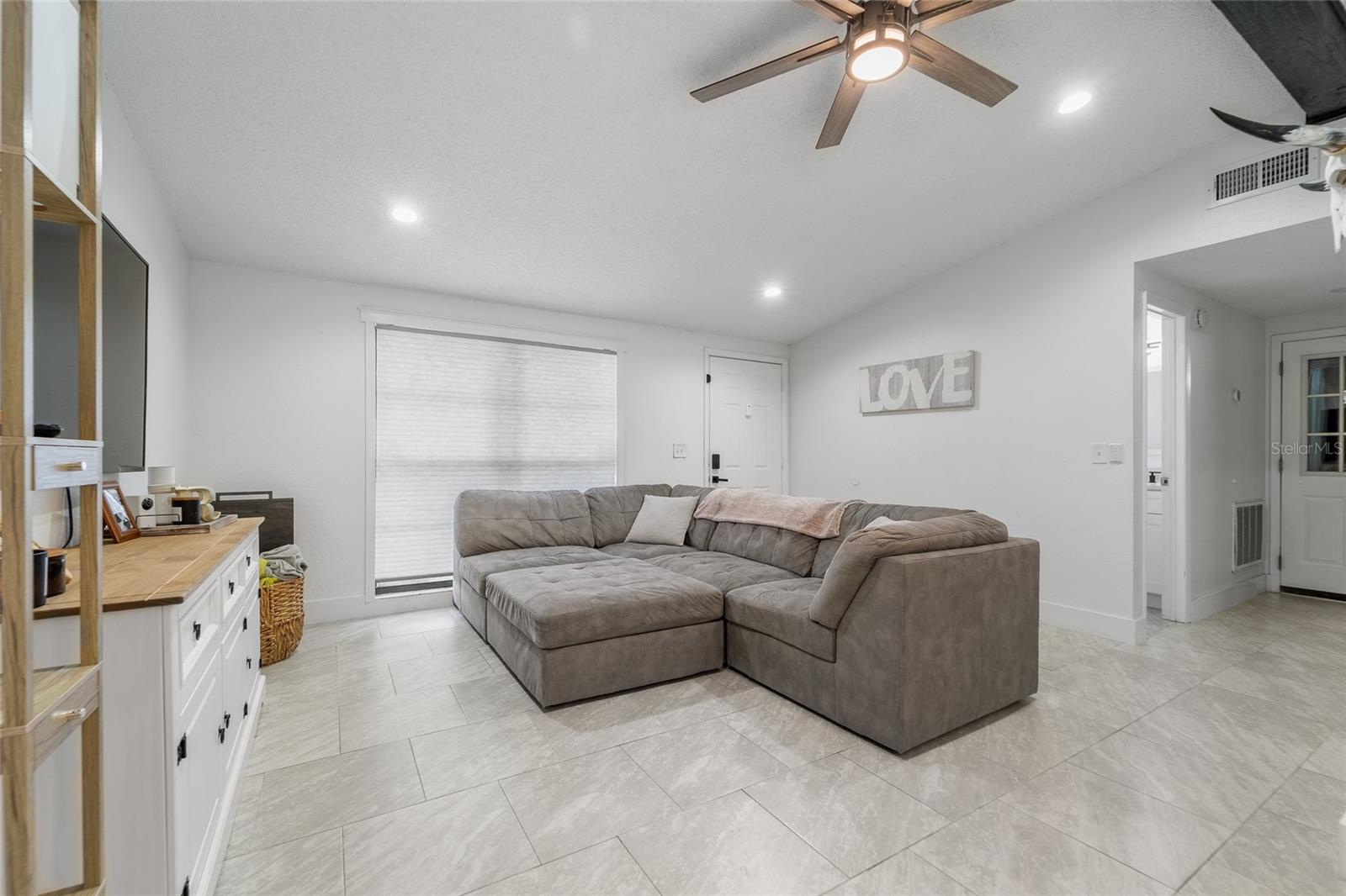 Image 17 of 32 For 10202 Bellhurst Court