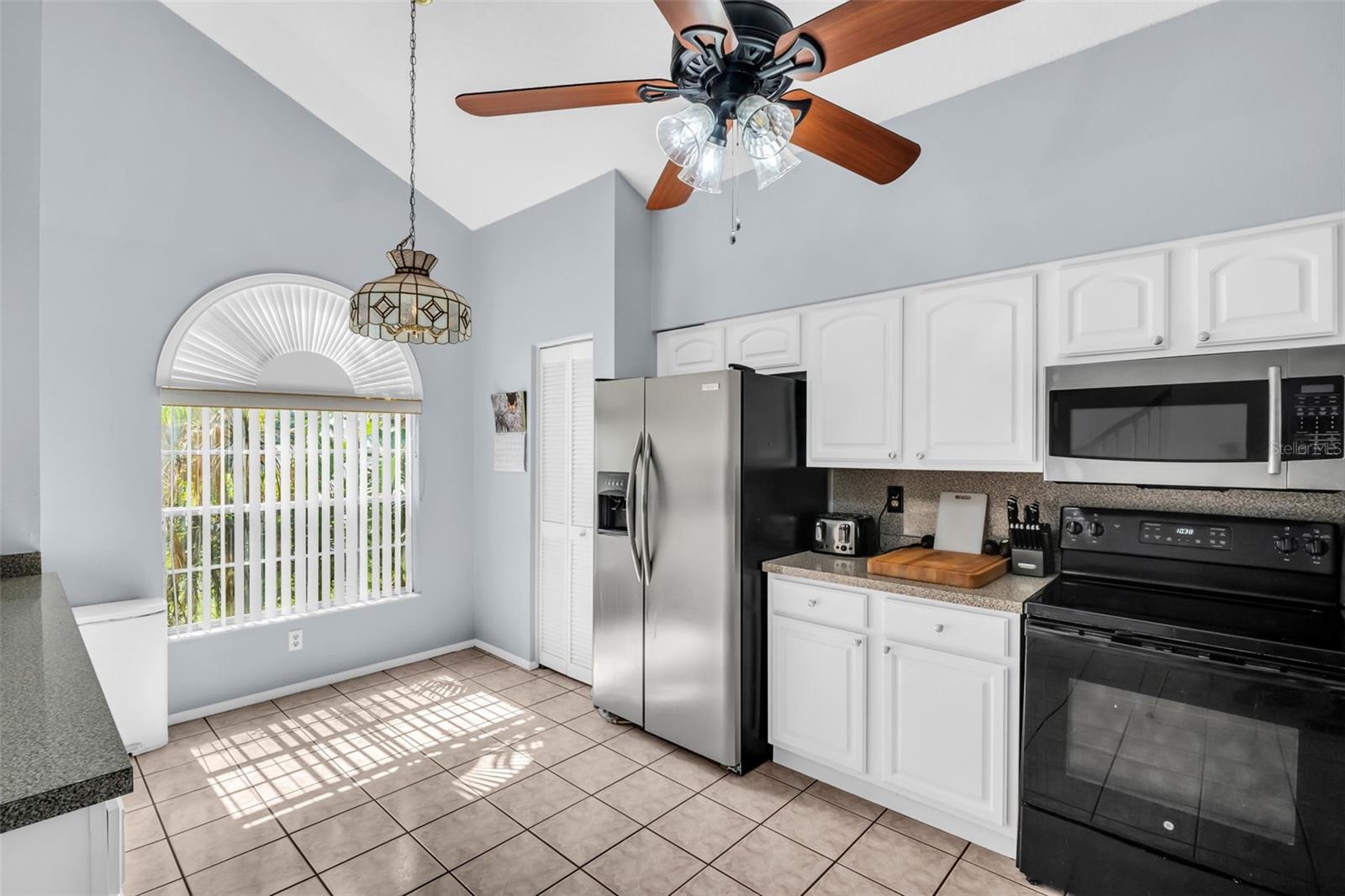 Image 3 of 49 For 1715 Larabie Court