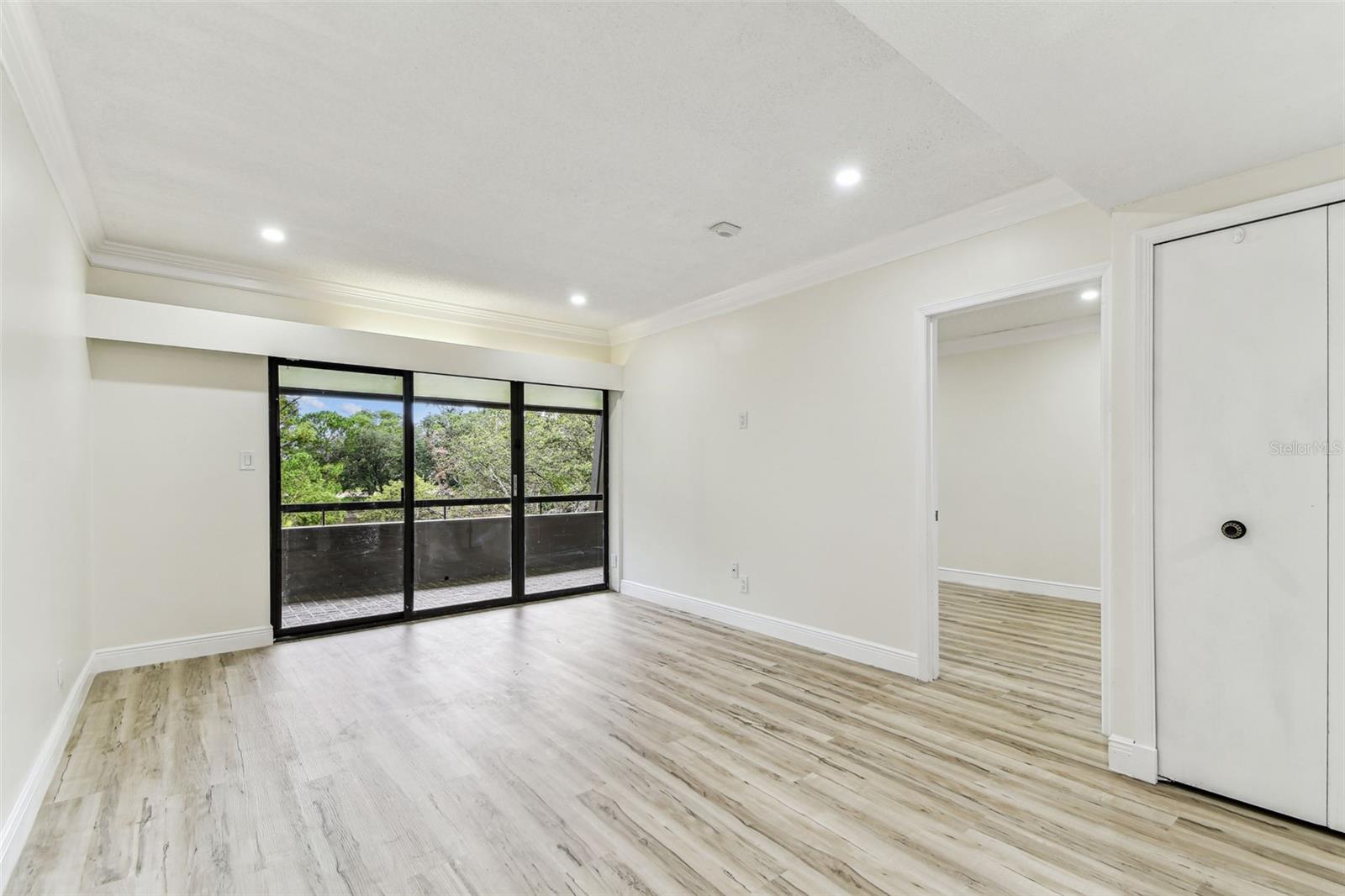 Image 9 of 51 For 36750 Us 19 N 20311
