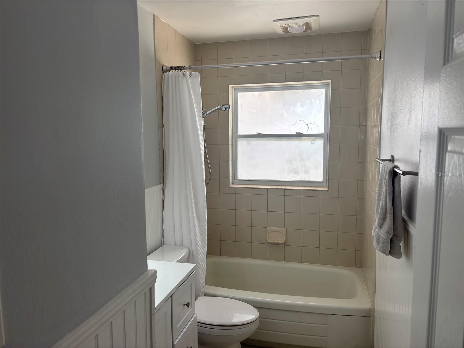 Image 14 of 45 For 3649 60th Street N