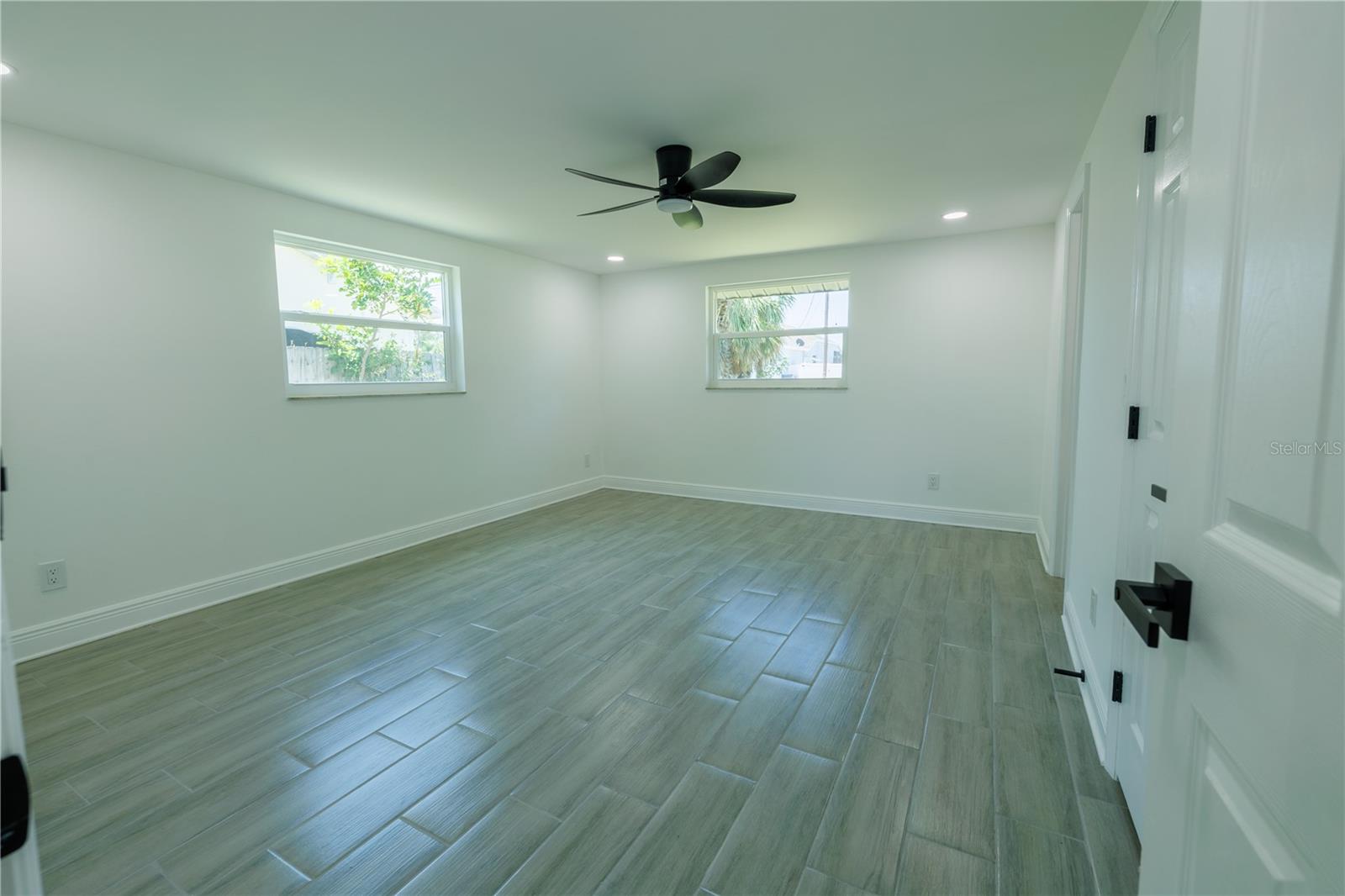Image 10 of 29 For 621 Gran Kaymen Way