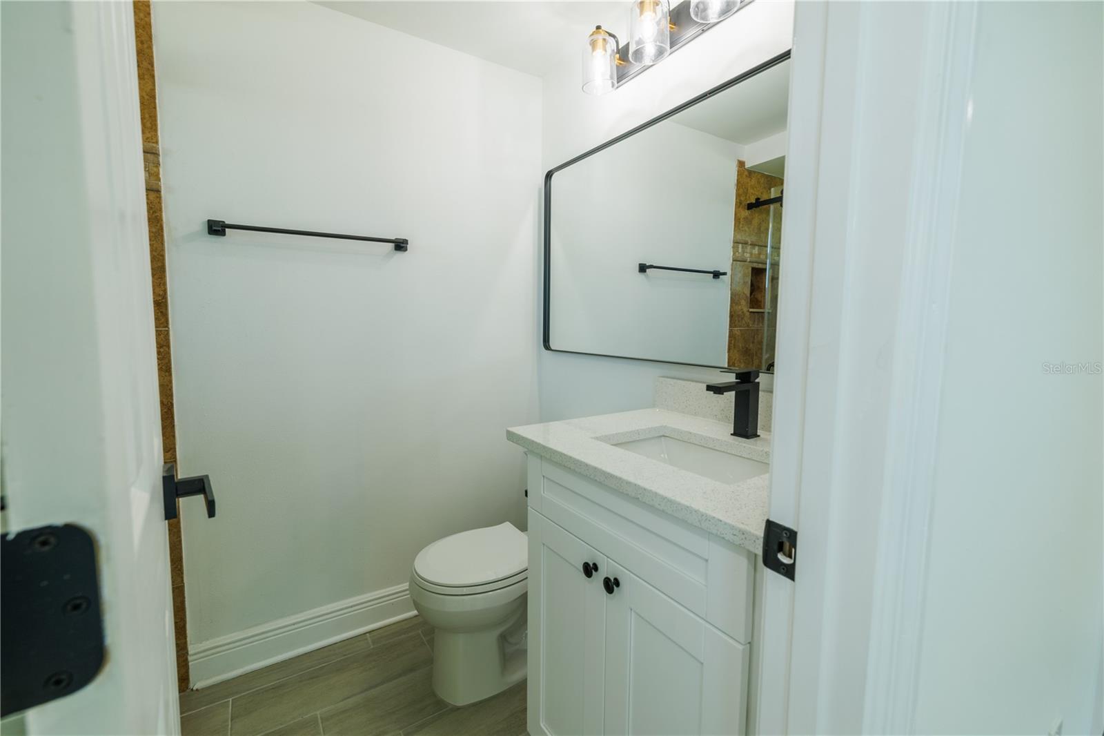 Image 14 of 29 For 621 Gran Kaymen Way