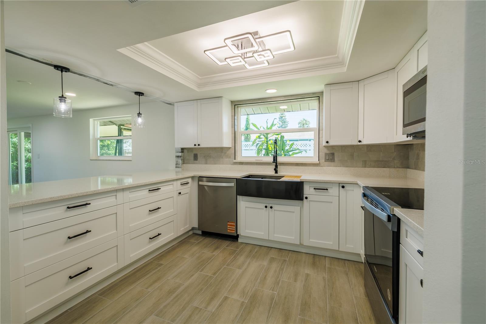 Image 6 of 29 For 621 Gran Kaymen Way