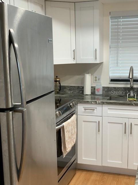 Image 6 of 21 For 7050 Sunset Drive S 1404