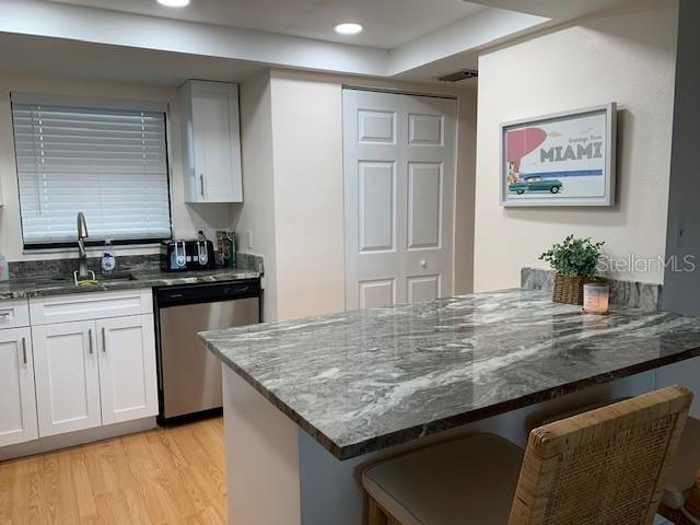Image 7 of 21 For 7050 Sunset Drive S 1404
