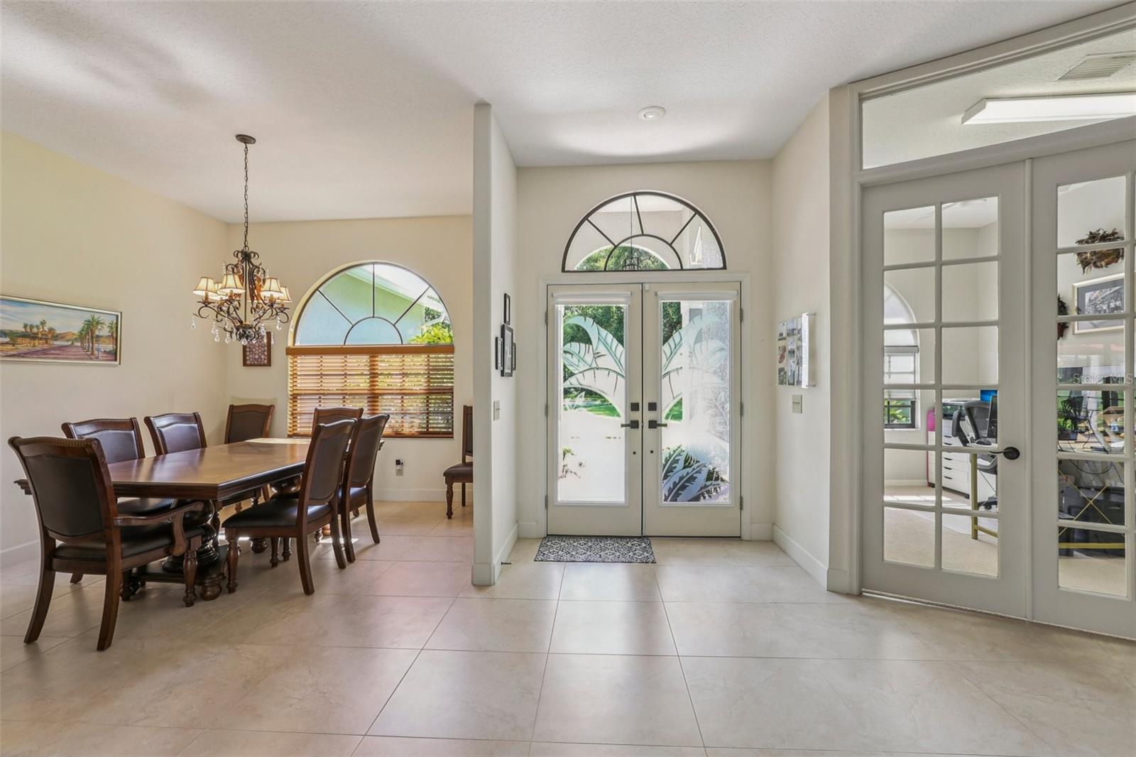 Image 17 of 84 For 10113 Bell Creek Drive