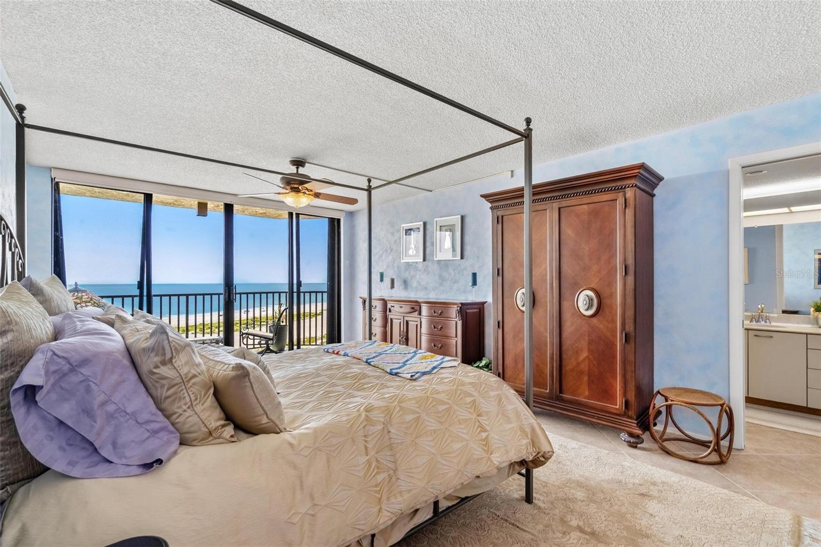 Image 14 of 43 For 1290 Gulf Blvd  702