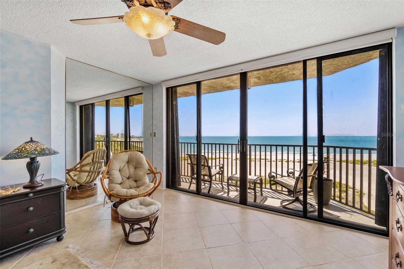 Image 15 of 43 For 1290 Gulf Blvd  702