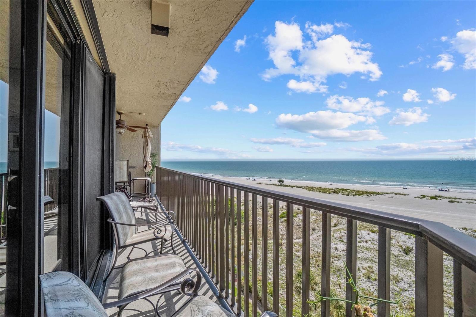 Image 23 of 43 For 1290 Gulf Blvd  702