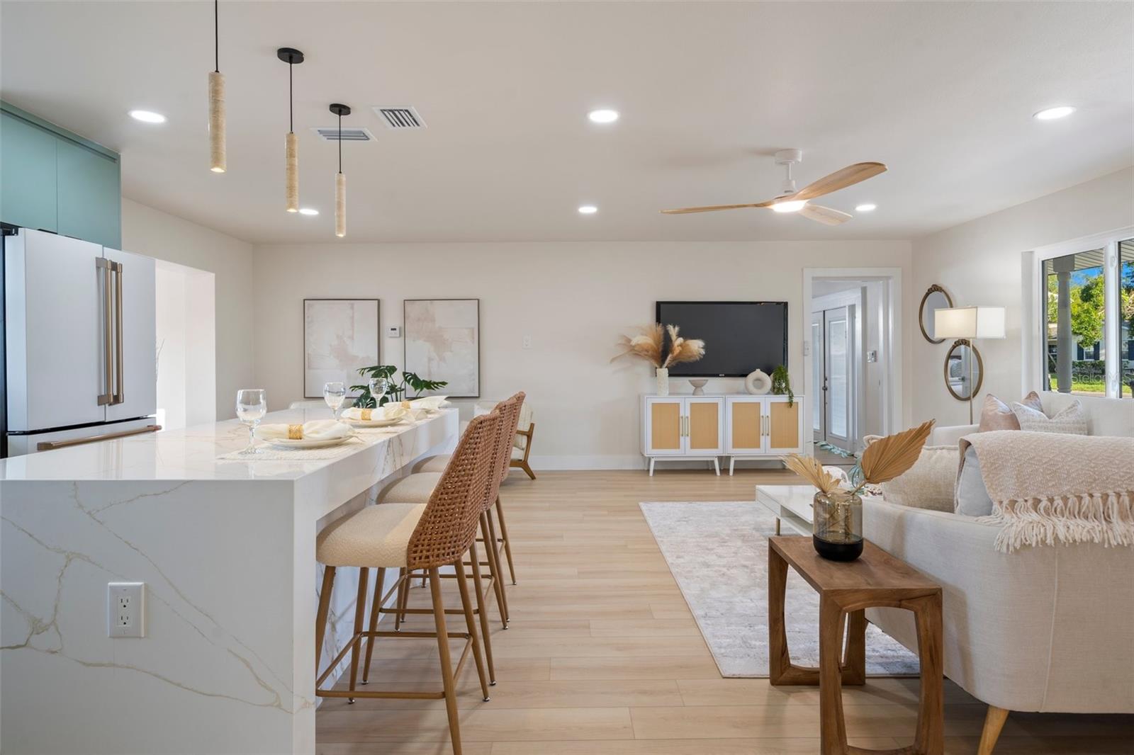 Image 11 of 63 For 243 45th Avenue Ne