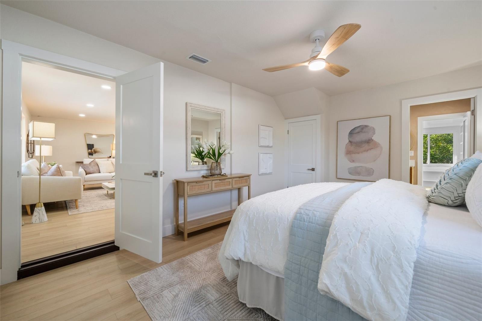 Image 33 of 63 For 243 45th Avenue Ne