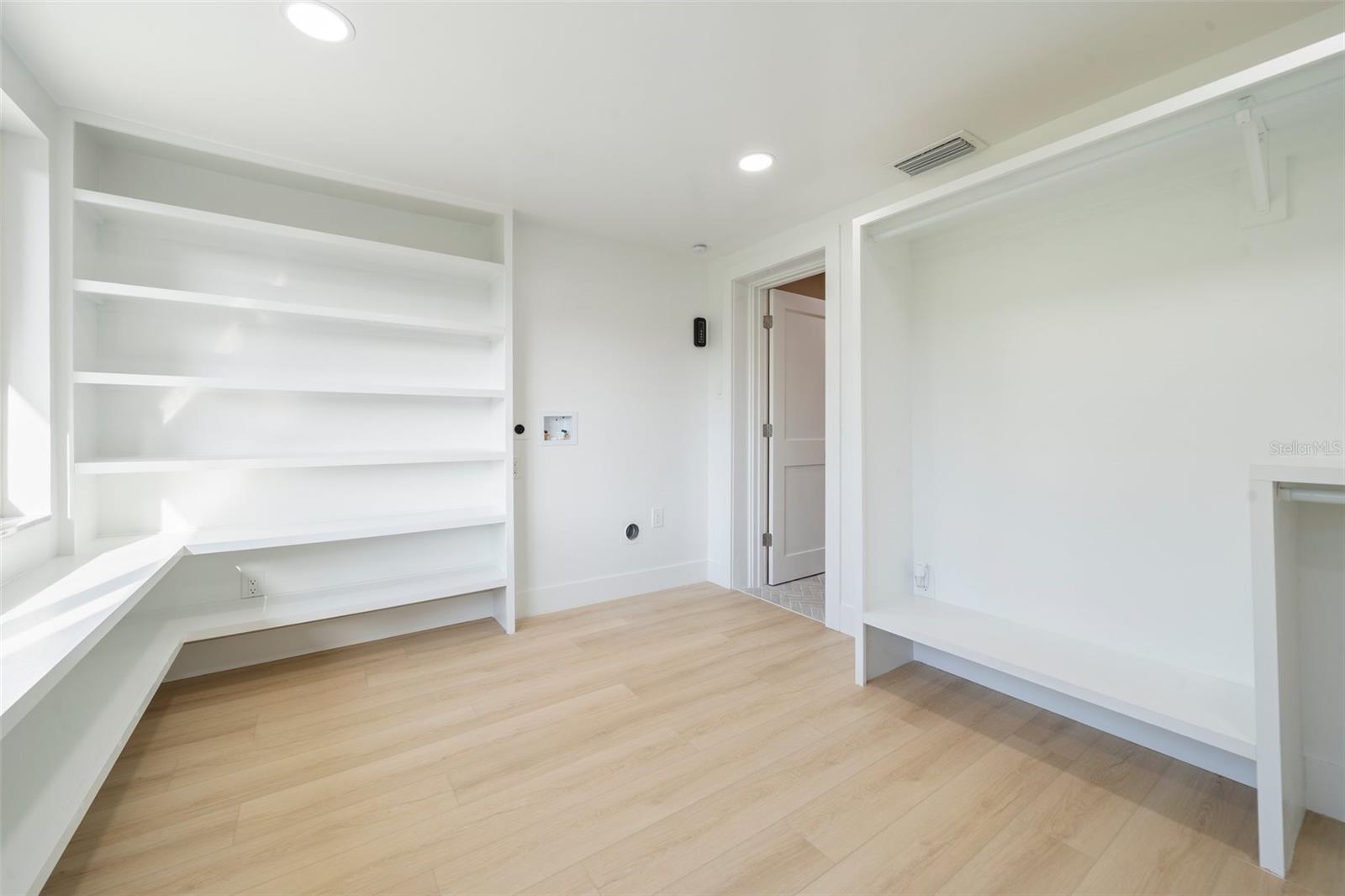 Image 40 of 63 For 243 45th Avenue Ne