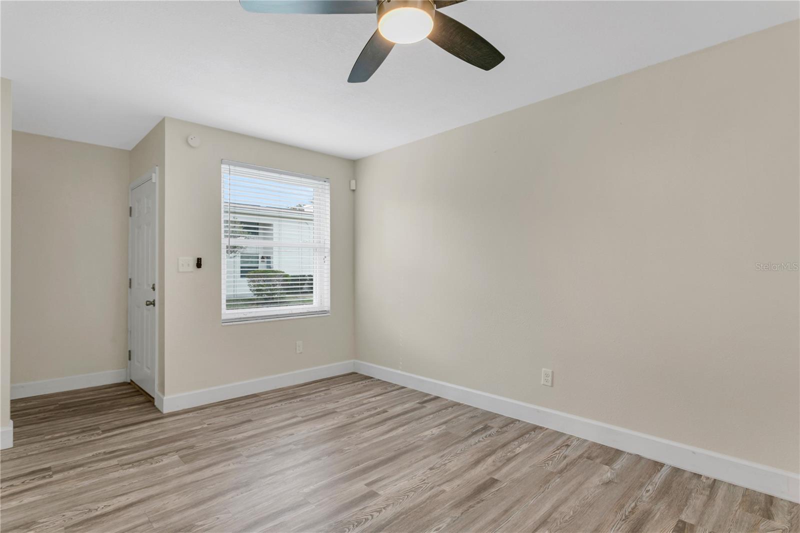 Image 7 of 24 For 4510 La Capri Court