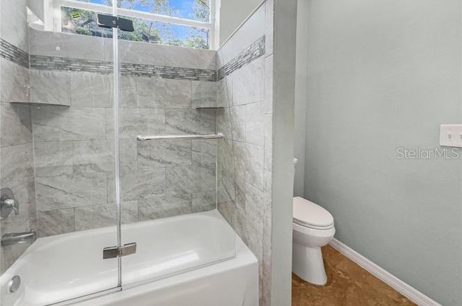 Image 13 of 20 For 2950 North Oriente Avenue Avenue N N-a