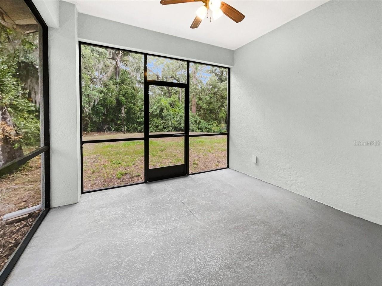 Image 19 of 20 For 2950 North Oriente Avenue Avenue N N-a