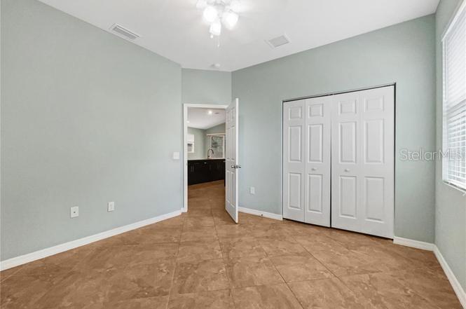 Image 3 of 20 For 2950 North Oriente Avenue Avenue N N-a