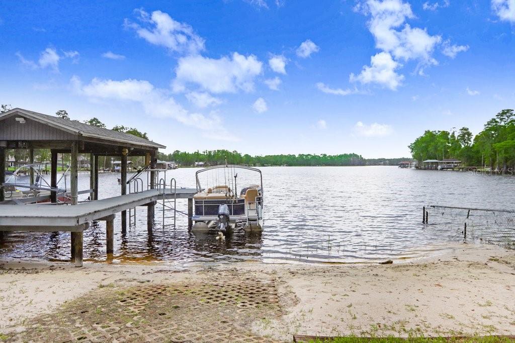 Image 34 of 40 For 8903 Donna Lu Drive