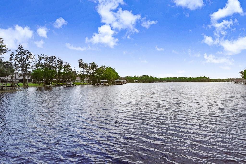 Image 6 of 40 For 8903 Donna Lu Drive