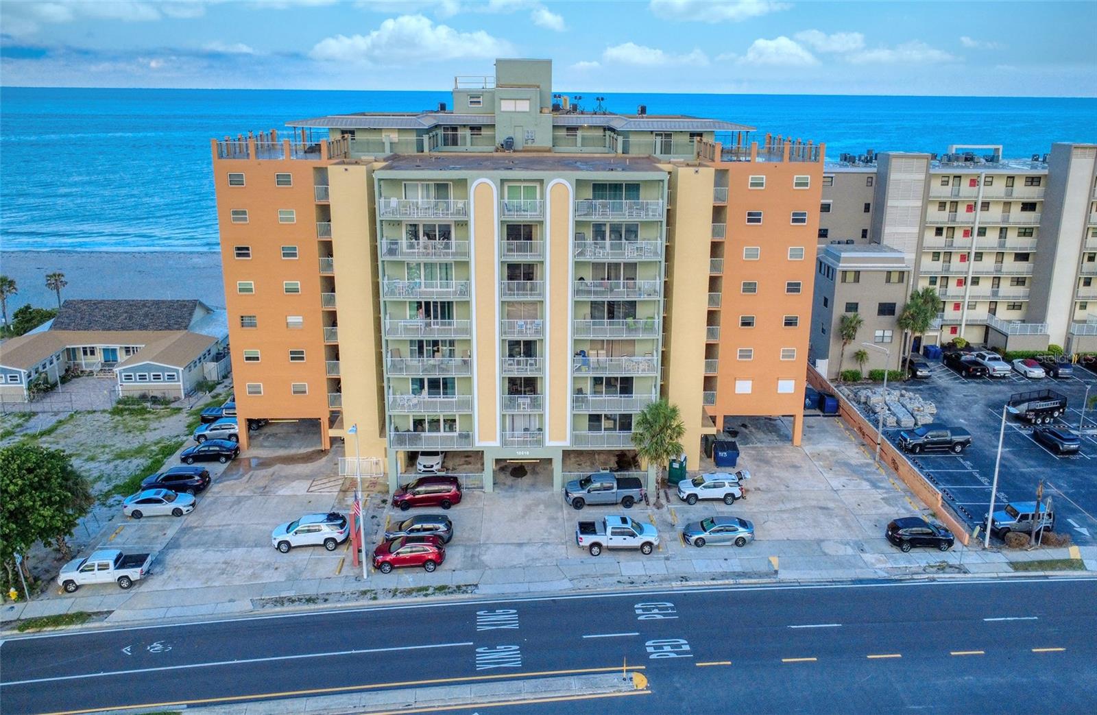 Image 2 of 49 For 18610 Gulf Boulevard 607
