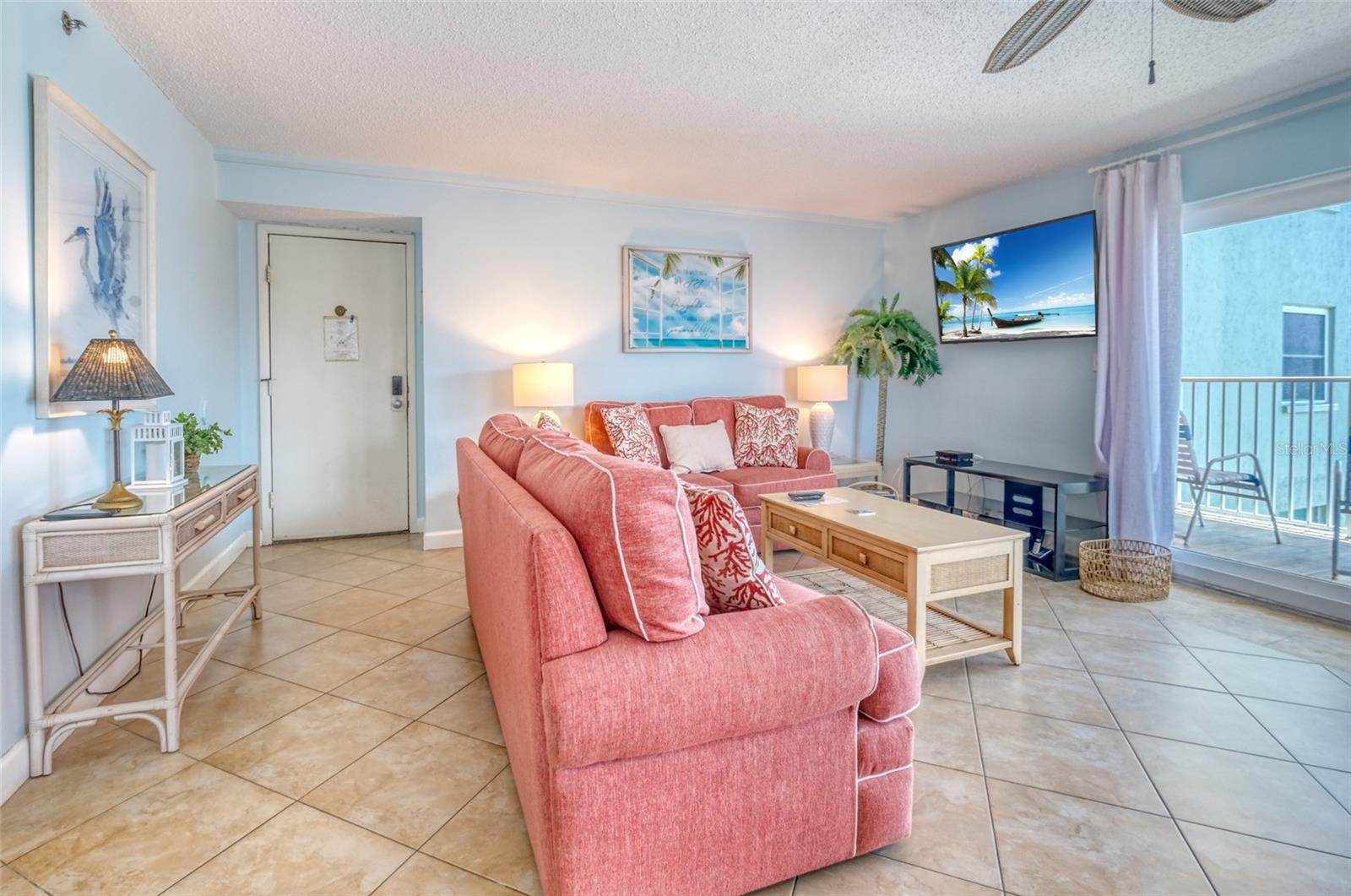 Image 6 of 49 For 18610 Gulf Boulevard 607