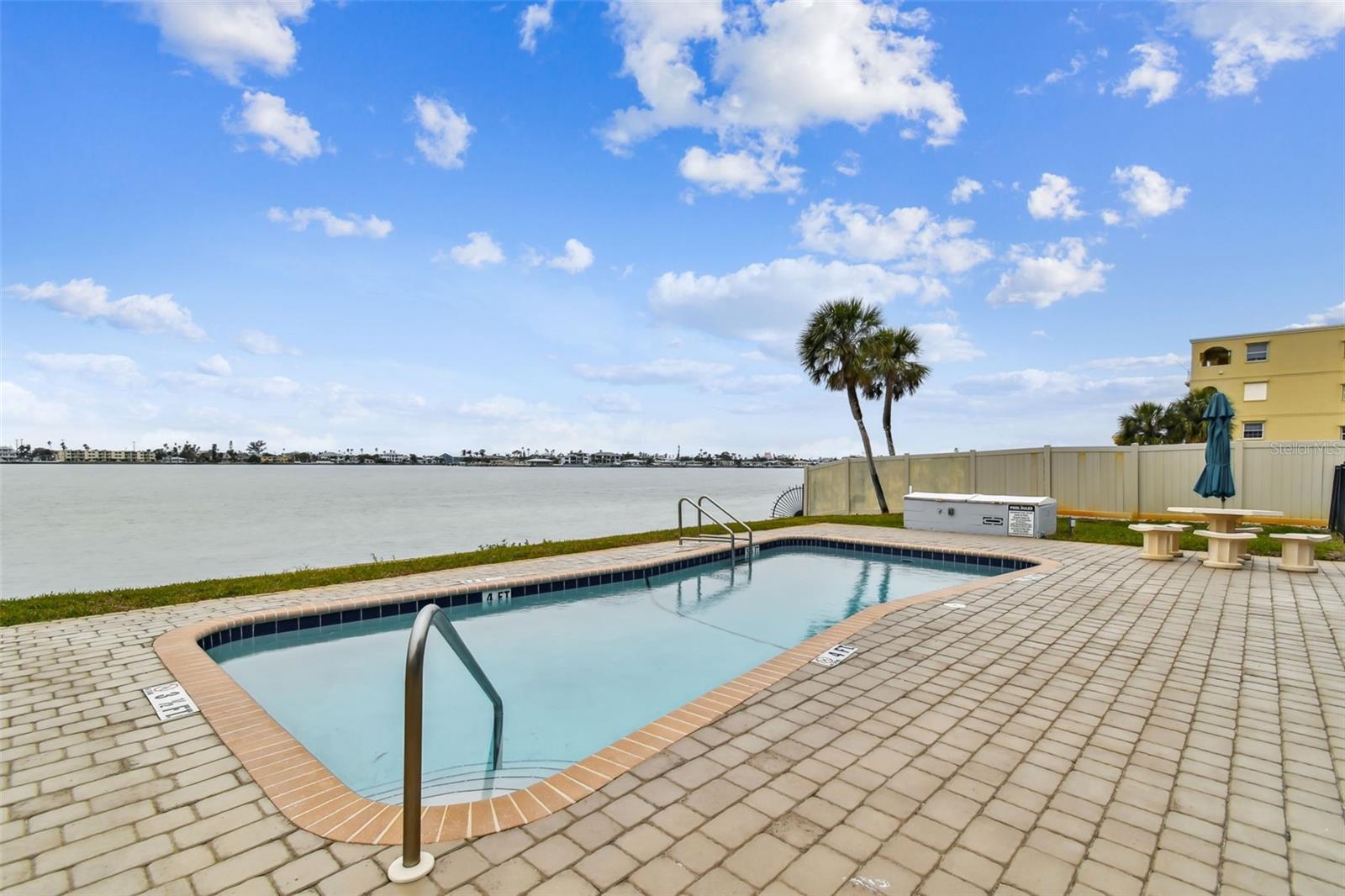 Image 4 of 28 For 800 Madonna Boulevard 2