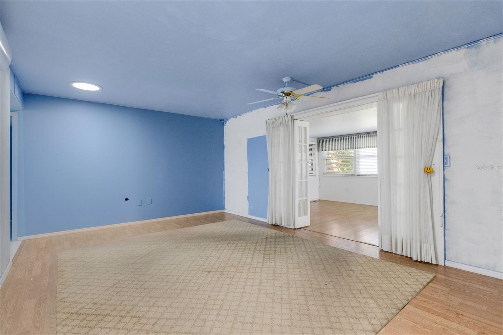 Image 6 of 48 For 638 La Jolla Avenue