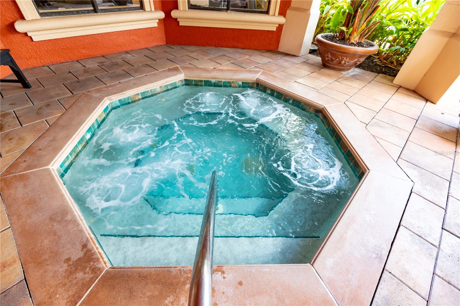 Image 44 of 50 For 2724 Via Murano 639