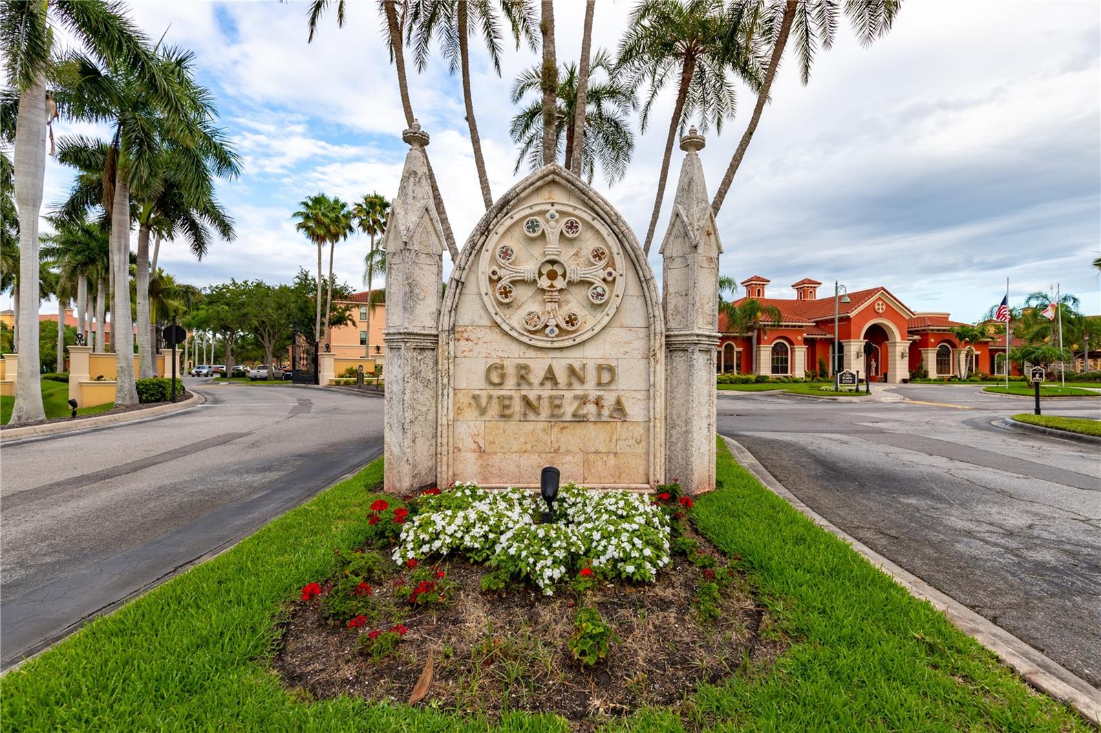 Image 48 of 50 For 2724 Via Murano 639