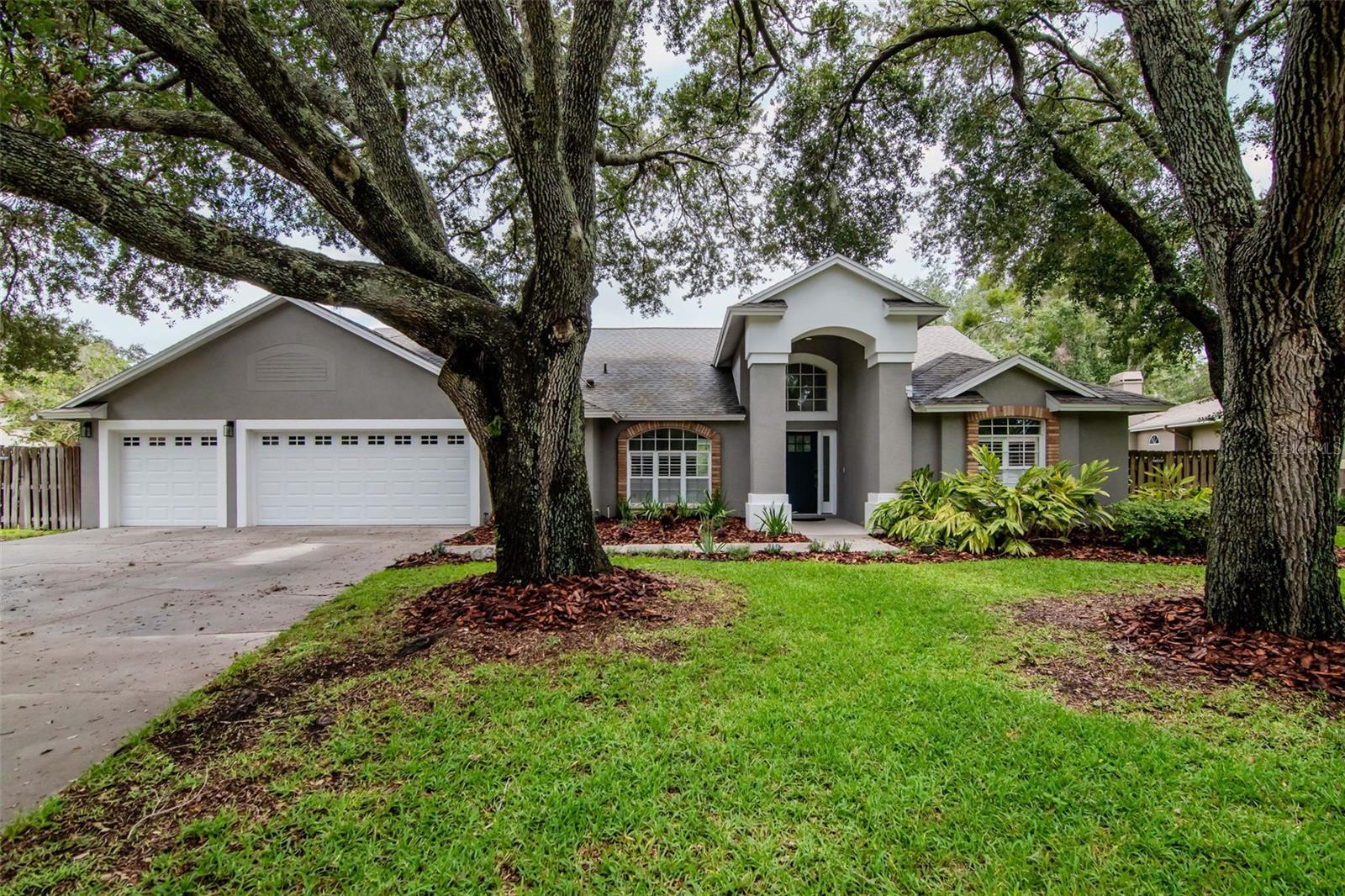 Details for 18004 Clear Lake Drive, LUTZ, FL 33548