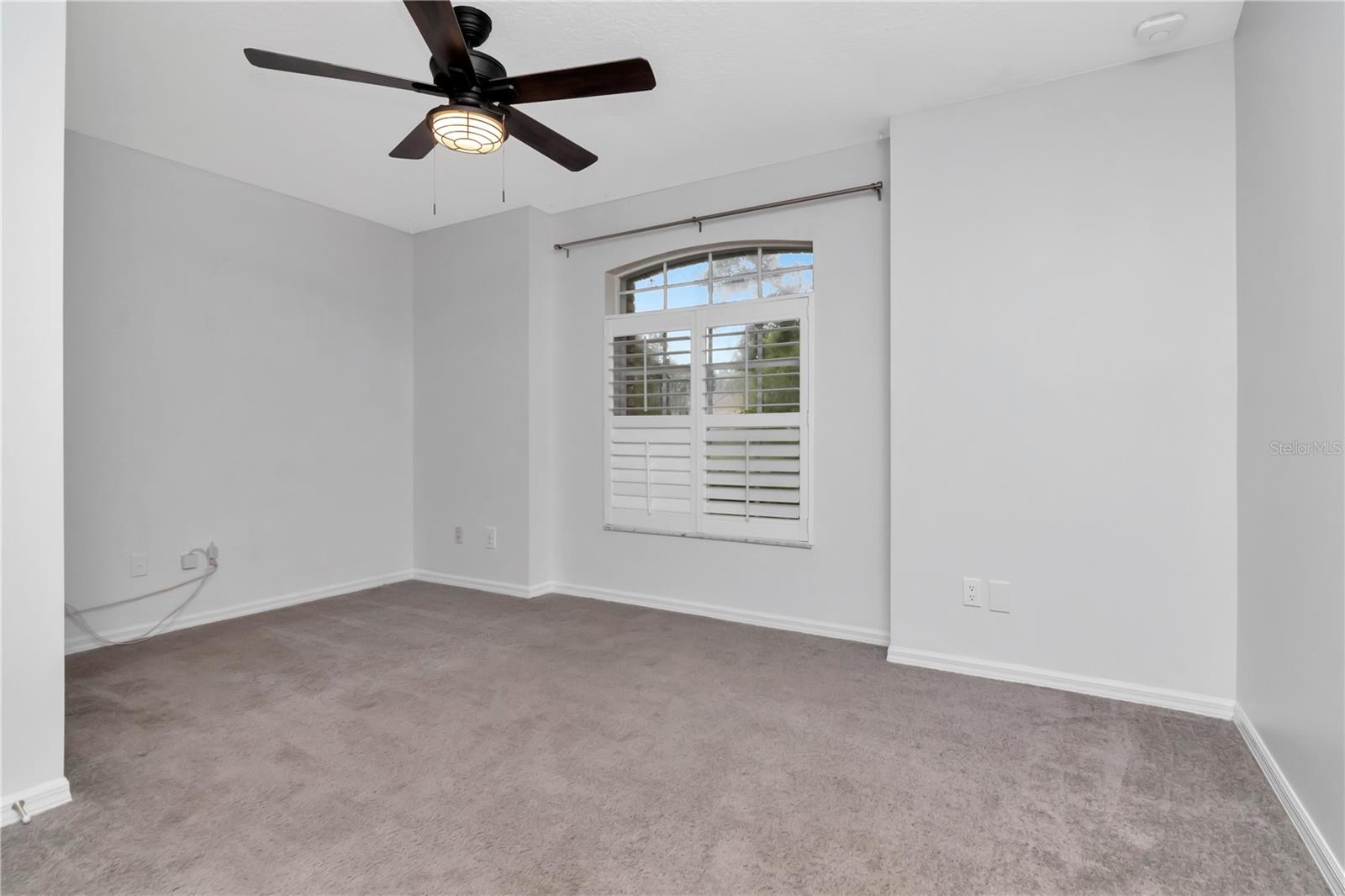 Image 31 of 64 For 18004 Clear Lake Drive